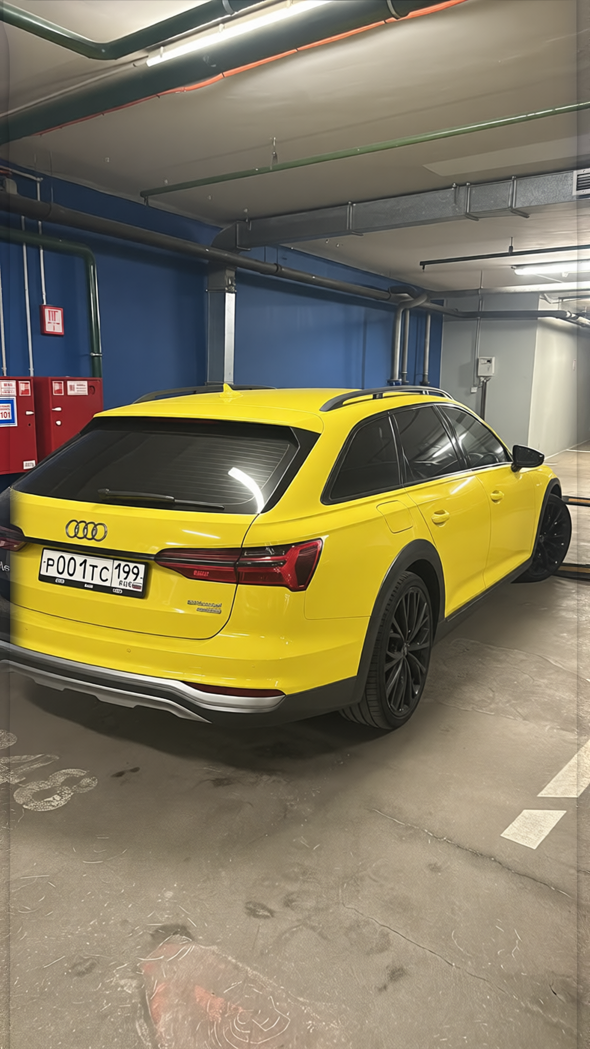 Audi A6 Allroad rendered in Racing Yellow gloss paint