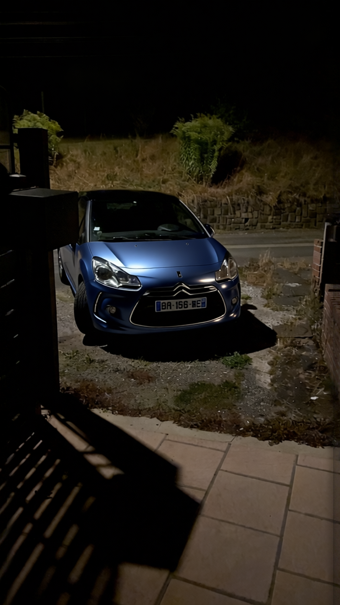 Citroën DS3 rendered in Frozen Satin Metallic Charcoal Blue gloss wrap