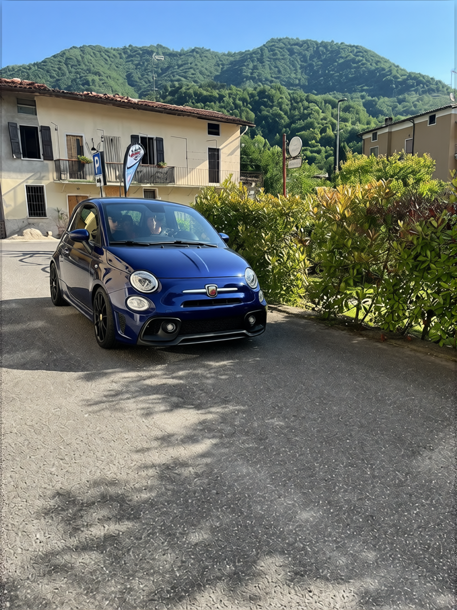 Abarth 500 rendered in Deep Navy gloss paint